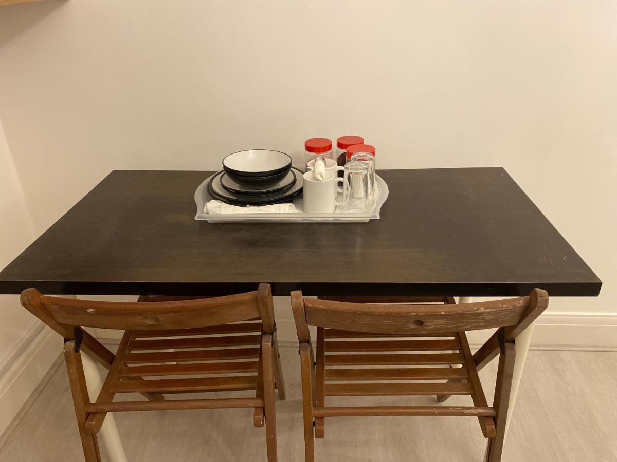 London Rooms With Free Parking 134 Edgware Exterior photo